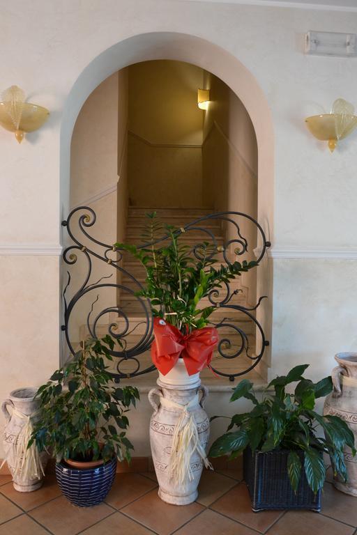Hotel Luigi & Restaurant Nuova Gestione 3*
