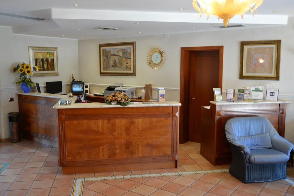 Luigi & Restaurant Nuova Gestione Hotel