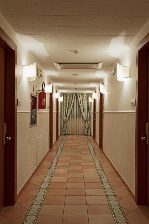 Hotel Luigi & Restaurant Nuova Gestione 3*