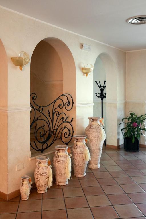 Luigi & Restaurant Nuova Gestione 3*