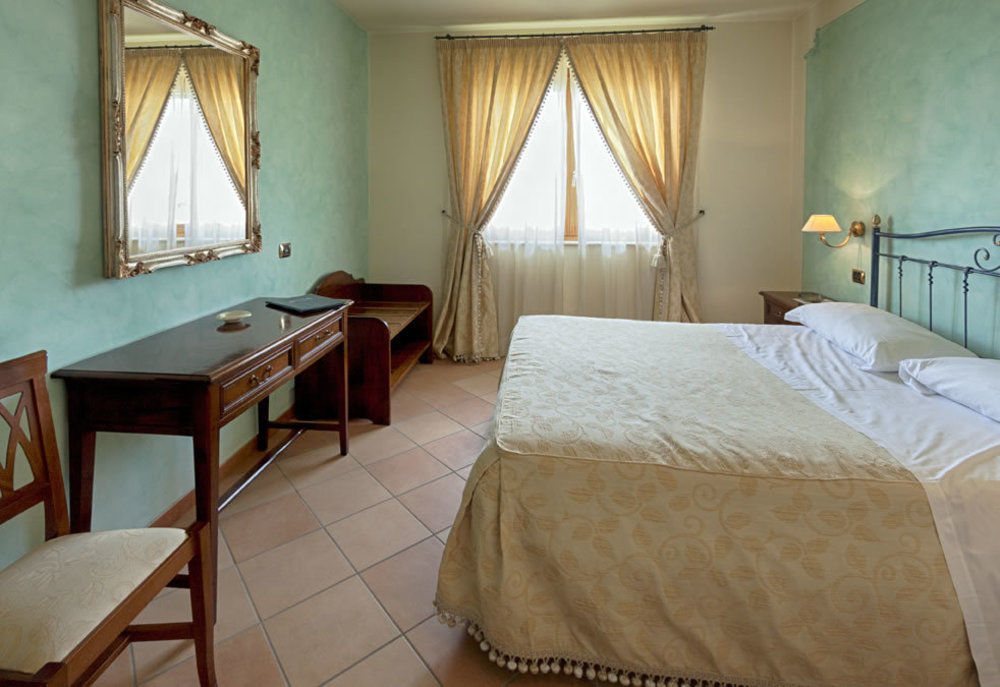 Luigi & Restaurant Nuova Gestione 3*