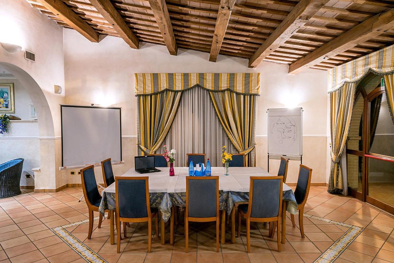 Hotel Luigi & Restaurant Nuova Gestione Villa Rosa Di Martinsicuro